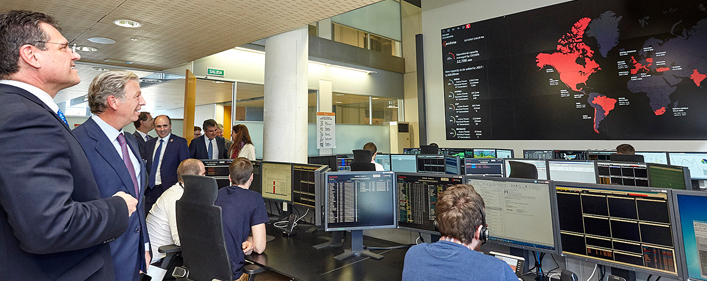 Ec Vice President Maroš šefčovič Visits Acciona Renewable Energy