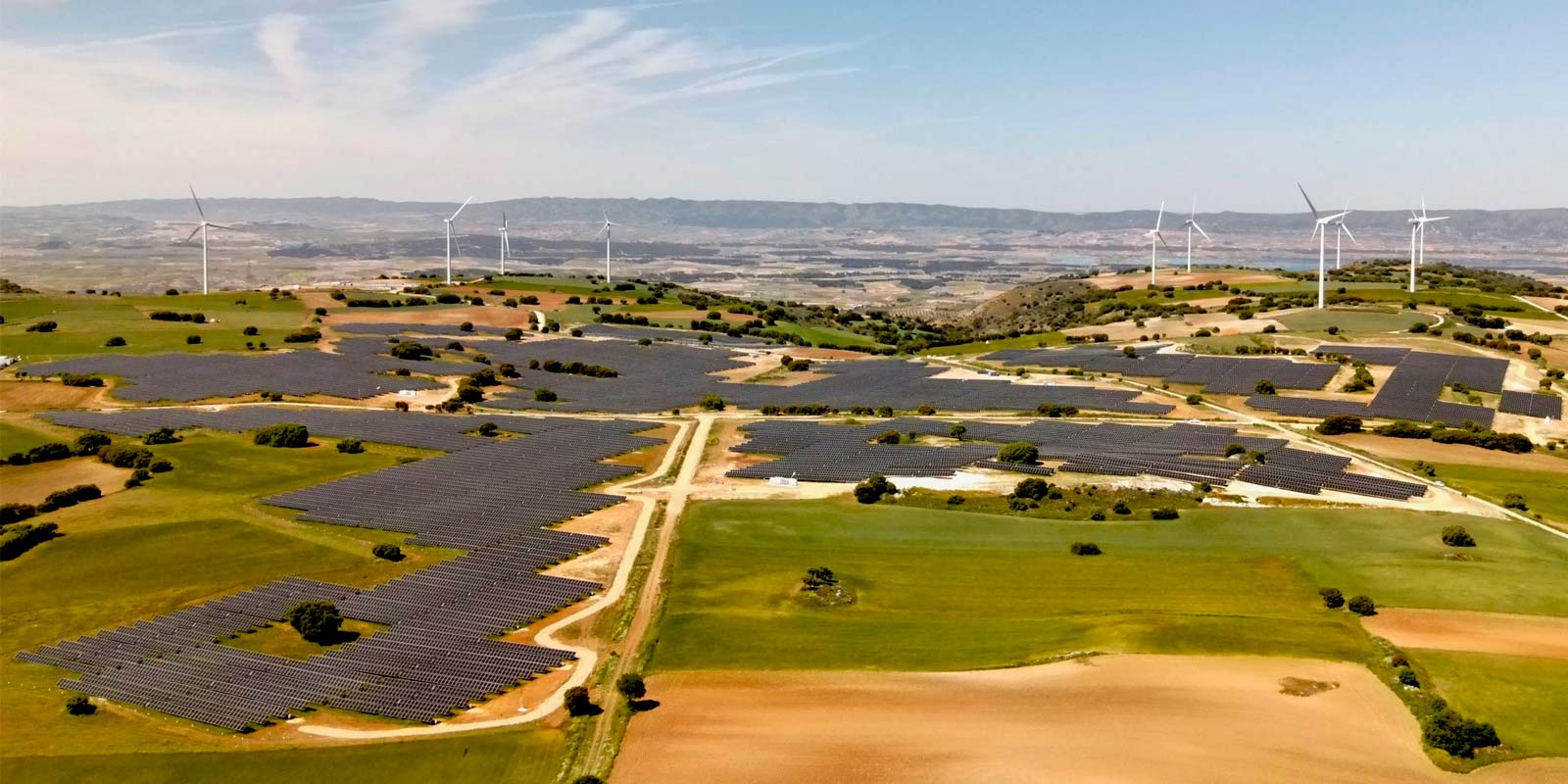 Planta híbrida eólica-solar de ACCIONA en España