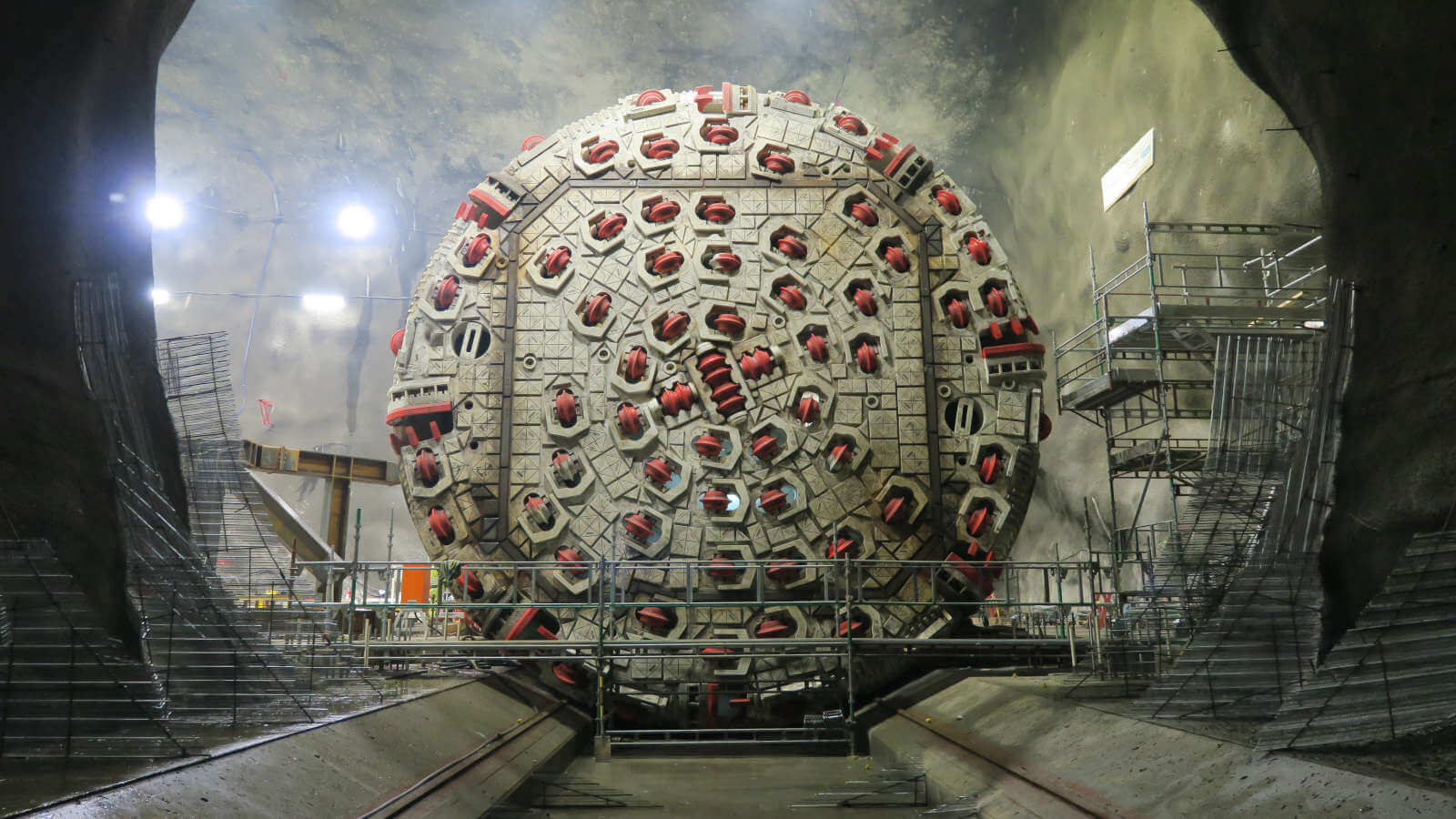 tuneladora sao paulo brasil linea 6